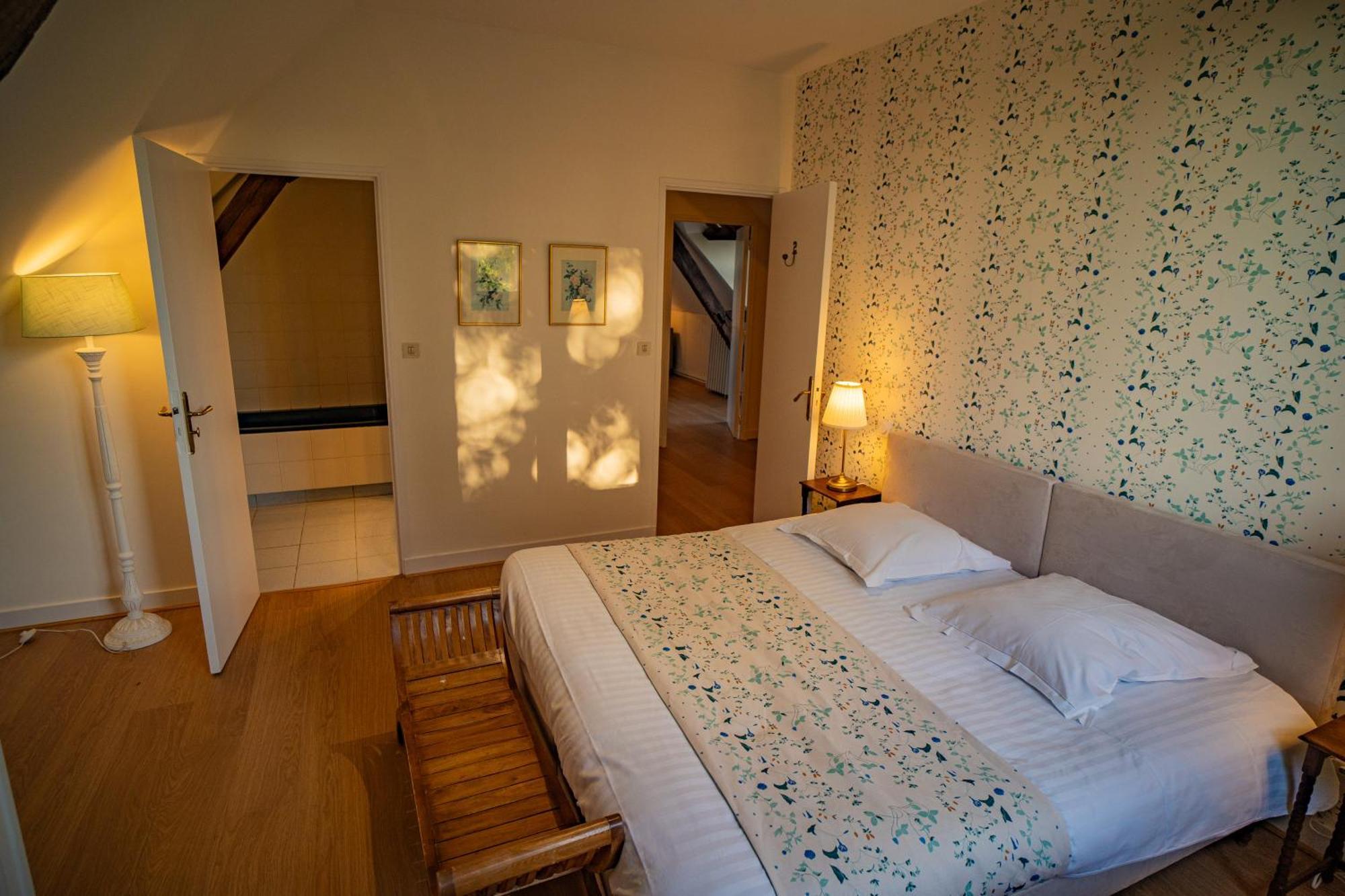 Hotel Haras De La Potardiere Crosmieres ภายนอก รูปภาพ